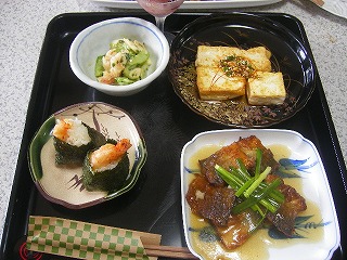 f0079111_2328936.jpg