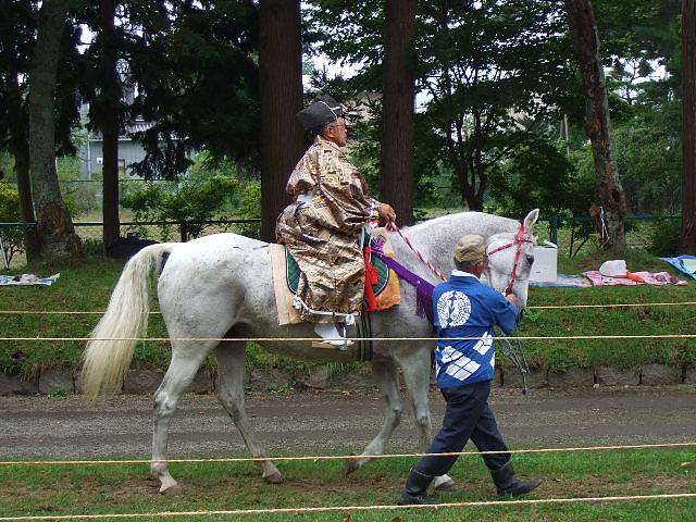 遠野郷八幡宮例大祭～奉納流鏑馬_d0001843_23374085.jpg