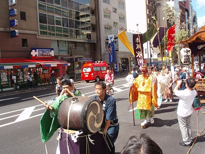 赤坂氷川神社 ～神幸祭編_c0105785_8484358.jpg