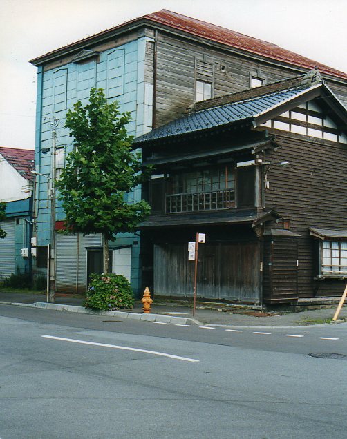旧堤商会・現佐藤商会(函館の建物案内)_f0142606_23552987.jpg