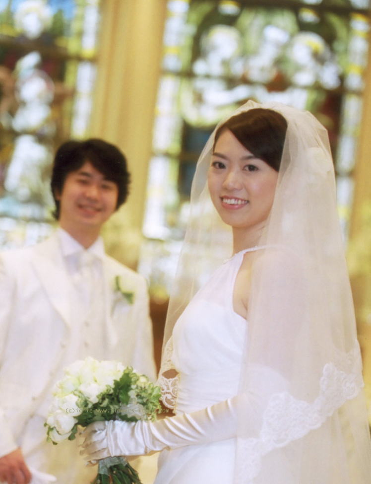 新郎新婦様からのメール　バラの舞うドレス　セントグレース大聖堂_a0042928_23303028.jpg