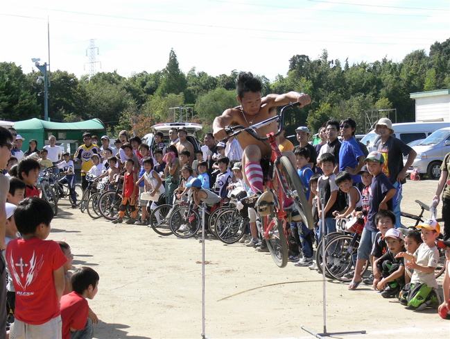 2007\"JOSF JAPAN OPEN NIGHT RACE\" UBUのナイトレース日記VOL1バニーホップ大会偏_b0065730_2216943.jpg