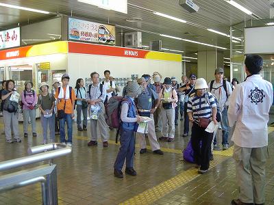 JR駅からハイキングに参加(33番観音様巡り)_b0092684_17262960.jpg