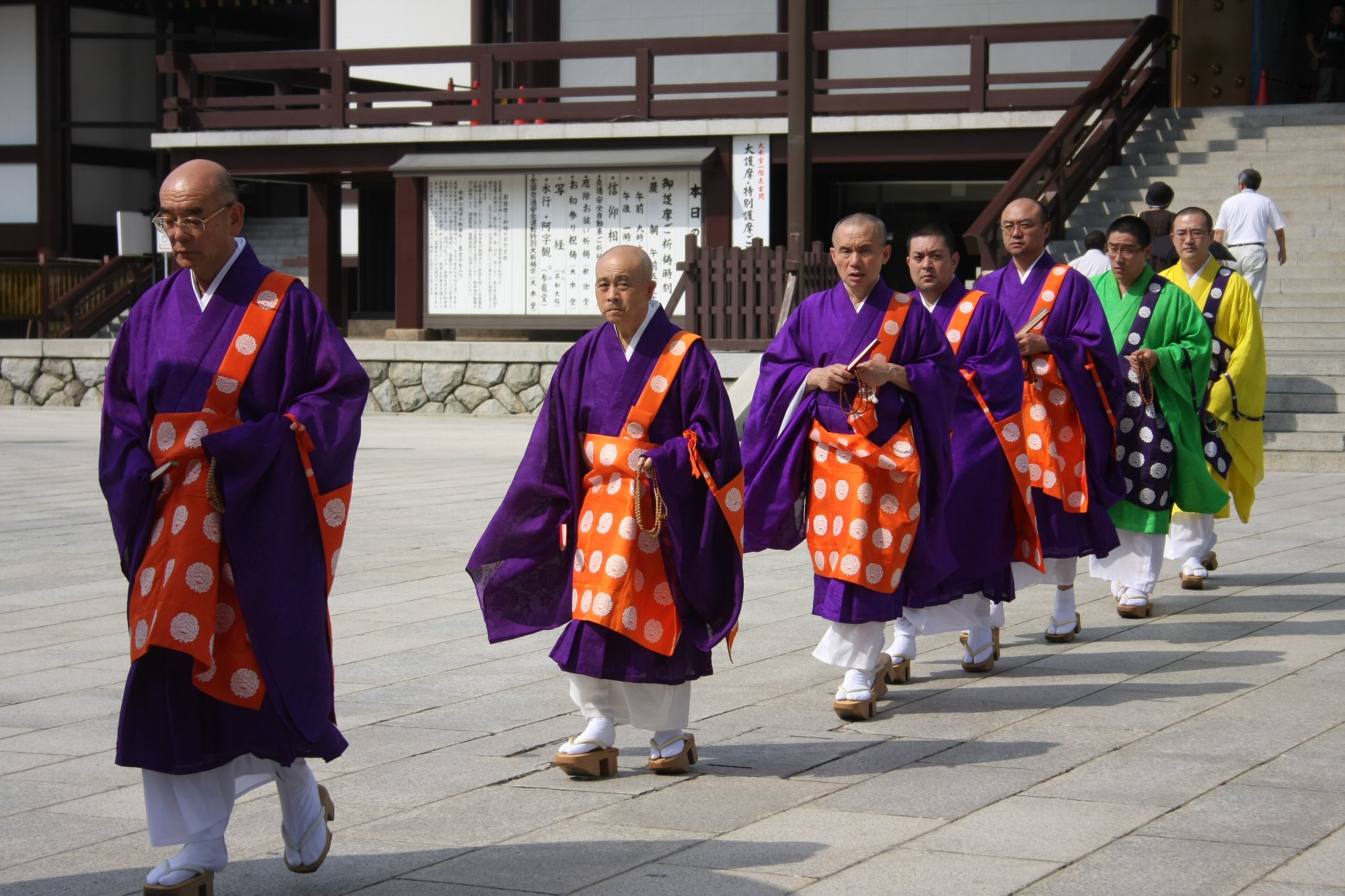 成田山新勝寺_e0071178_88688.jpg