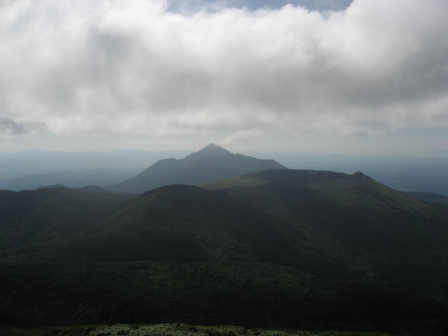 霧島大縦走・・・韓国岳～高千穂峰_f0016066_15445841.jpg