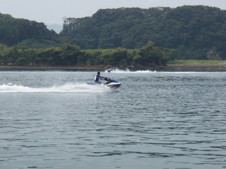 今日も青バイ隊訓練_a0077071_1618177.jpg