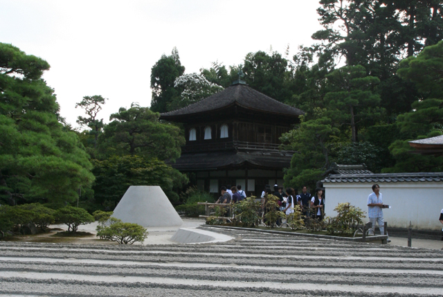 e0008876_048241.jpg