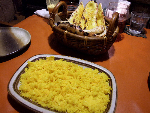 「目黒 インド料理ルソイのバターチキンカレー」_a0000029_1062914.jpg