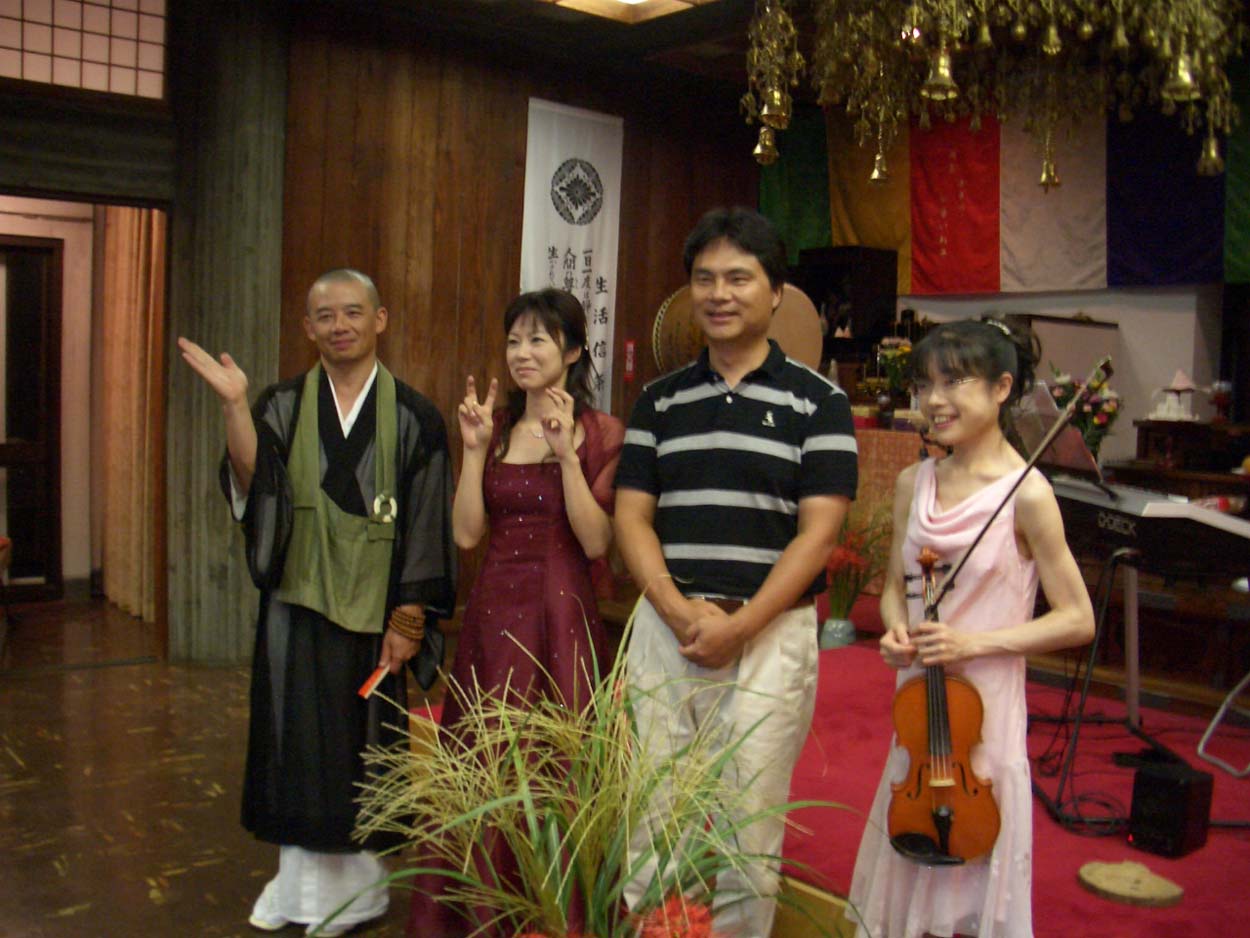 わきみず寺 お月見コンサート_f0141310_2295453.jpg