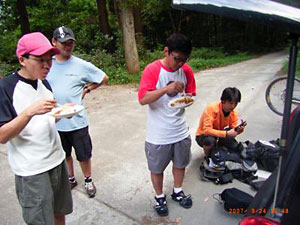 d0023725_5594536.jpg