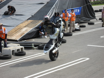 2007人楽交感まつり ーFMX BigBike X-treme バイクの祭典youtubeありー_a0033733_9562840.jpg