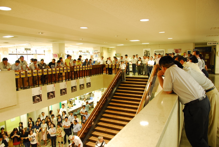 川野太郎さんと久保貴大投手_d0047811_1847147.jpg