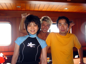 今日もやっぱりナイスダイブ!!_f0144385_20113874.jpg