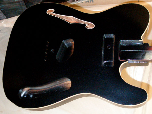 「Moderncaster Solid Thinline #004」を着色しました。_e0053731_2184389.jpg