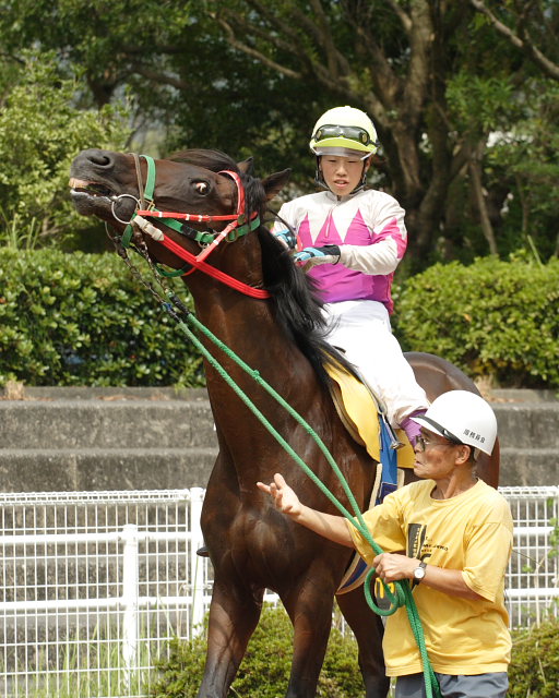 2007年9月24日(月) 高知競馬 3R タカシマシンザン特別_a0077663_18282491.jpg