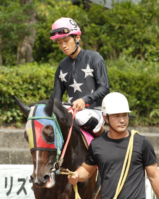 2007年9月24日(月) 高知競馬 3R タカシマシンザン特別_a0077663_18283491.jpg