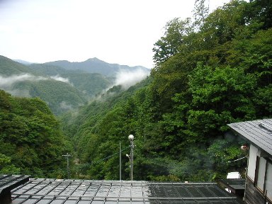 米沢の山奥の新高湯温泉_b0007421_14293763.jpg