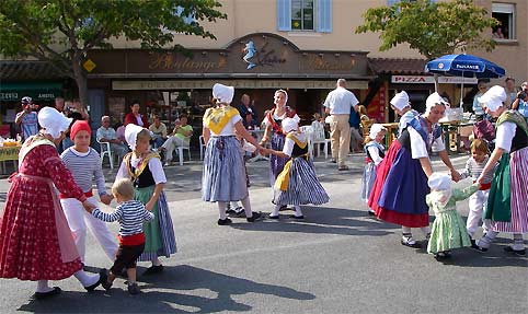 サント・クーポのお祭り_d0062721_37774.jpg