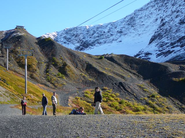 雪と紅葉のアリエスカ_a0088116_1441577.jpg