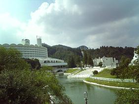 d0047107_1051333.jpg