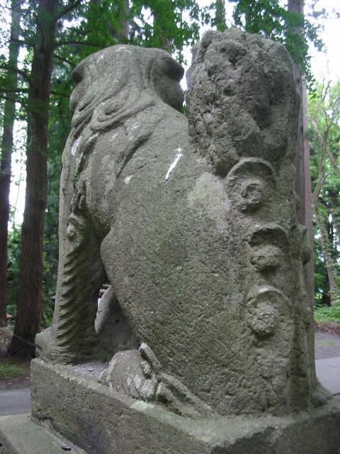 巌鬼山神社の狛犬『は』　弘前市十腰内_d0108344_2254089.jpg