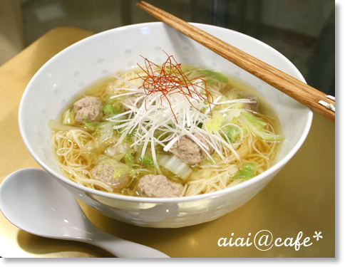 肉団子ラーメン_a0056451_1410658.jpg
