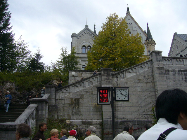 2007年10月3日(水)東西ドイツ旅行5日目_f0060461_16454494.jpg