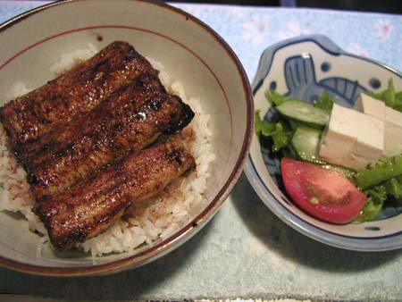 夜のご飯どころ鳥へいにミニサラダ!_f0053279_323114.jpg