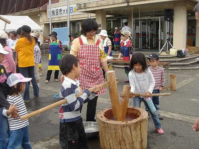ふれあい田んぼ教室~稲刈りの部~_b0092684_1253785.jpg