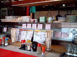 大社のラーメン屋台?@出雲(大社) (トンコツラーメン)_f0080612_232484.jpg
