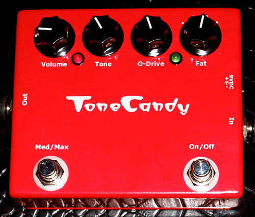 ToneCandyのOverdrive/Distortion Pedalが入荷!_e0053731_1928555.jpg