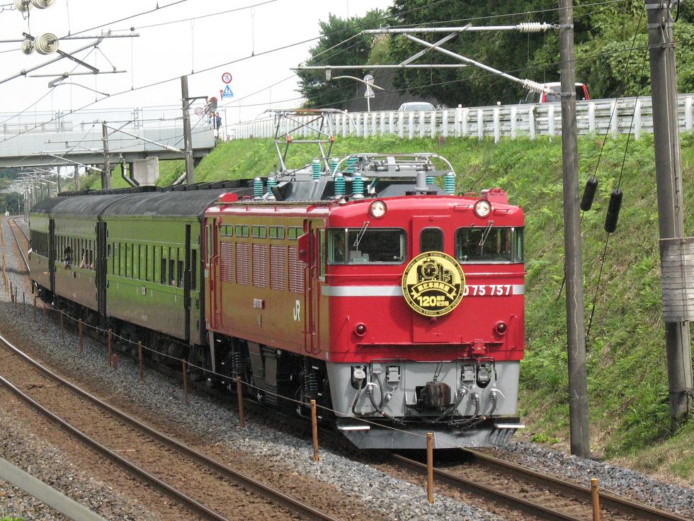 ED75+旧客快速!_d0121626_14261366.jpg