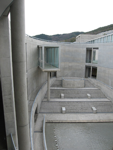 e0040345_1251586.jpg