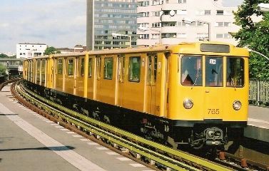 Berliner U-Bahn_e0030537_21594240.jpg