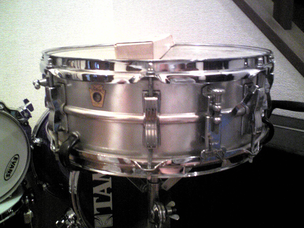 ludwig Acrolite 60\'s_e0052576_0473240.jpg