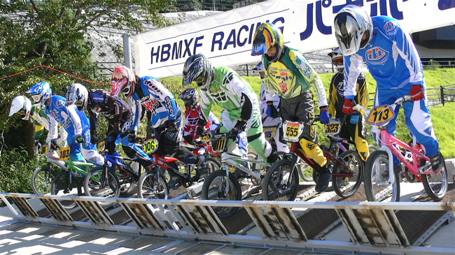 2007パナホームカップIN土師ダムVOL1JBMXFスーパーシリーズ第６戦　予選の画像垂れ流し_b0065730_14131043.jpg