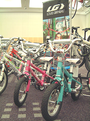 AKI 2008モデル展示発表会_e0126901_14474199.jpg