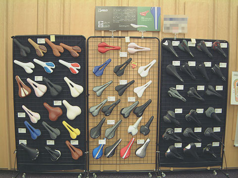 AKI 2008モデル展示発表会_e0126901_1583356.jpg