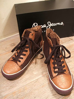 『Pepe Jeans Foot wear(ぺぺジーンズ　フットウェア−）』_c0032241_1374044.jpg