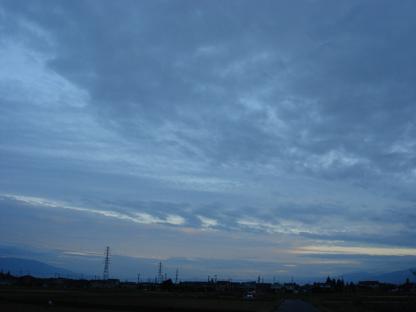 野焼きと金木犀と秋の空_a0014840_1929244.jpg