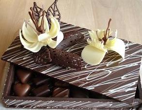 チョコレートの花細工とボンボニエール お菓子の寺子屋 別館 みーたんｃａｆｅ