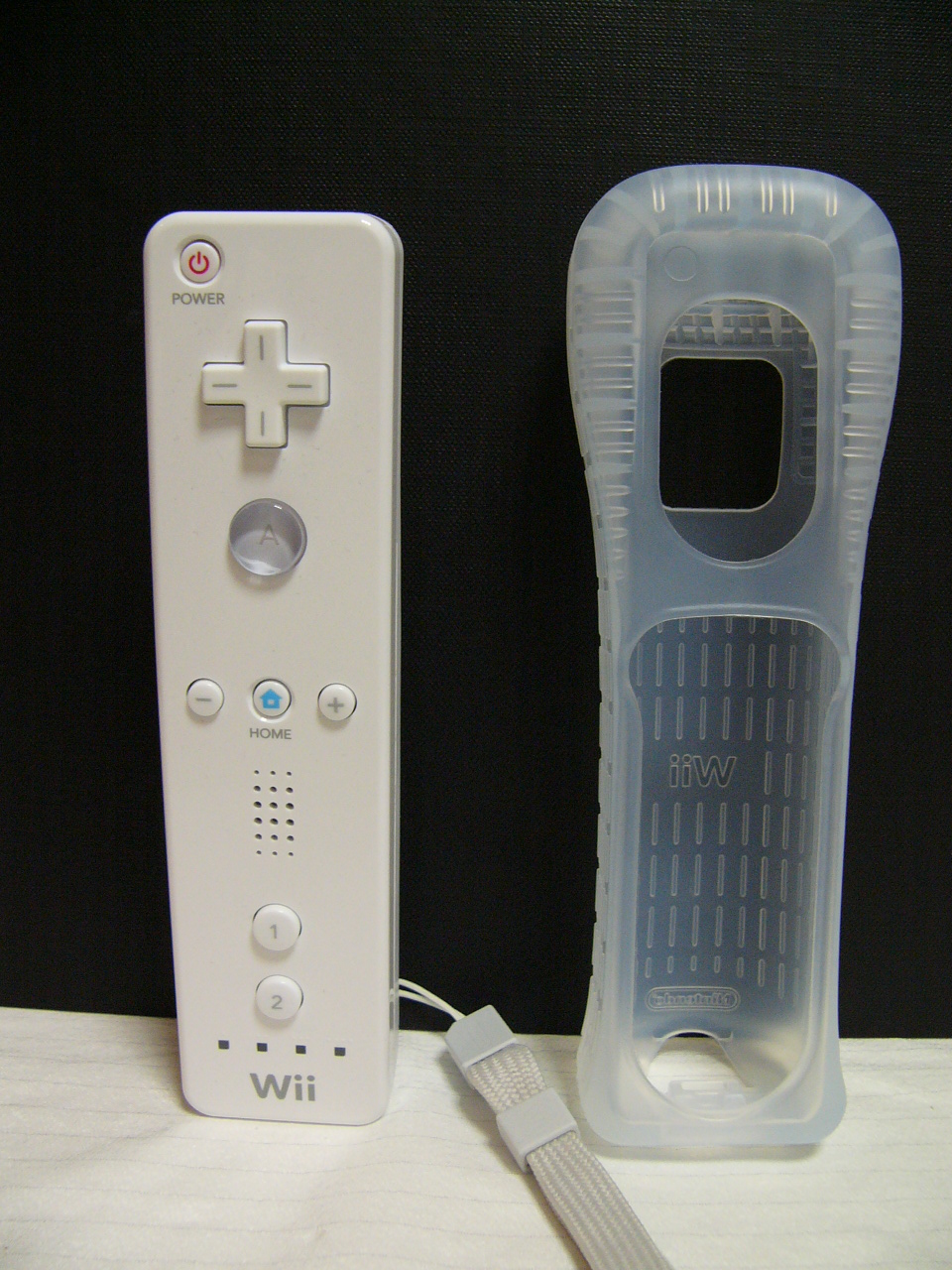 Wii リモコンジャケット その後 雑感 あるいは 玩具箱
