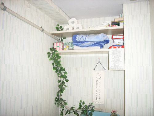 完工間際~トイレビフォ-アフター~_b0078597_07314.jpg