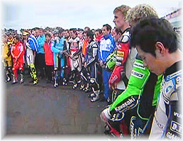  旅立ち　( MotoGP 07\' Round-16 Australian GP)_c0041105_21593514.jpg