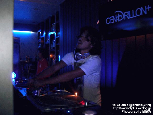 f0148146_1485663.jpg