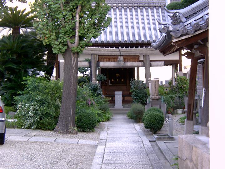 大阪　谷町のお寺_e0037600_16302357.jpg