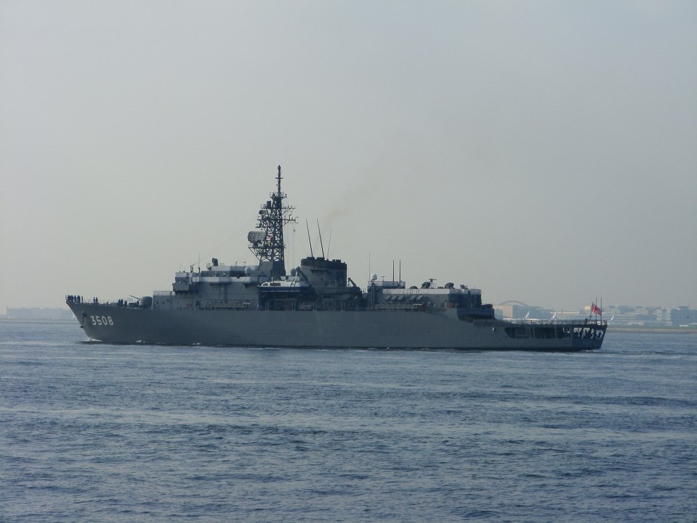 護衛艦　かしま　_c0135413_343426.jpg