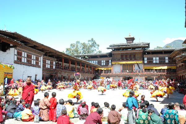 ブータン・お祭り「ツエチュ」_c0016913_024423.jpg