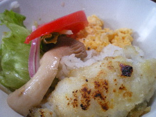 釣った魚で夕食&朝食_c0118352_3826.jpg