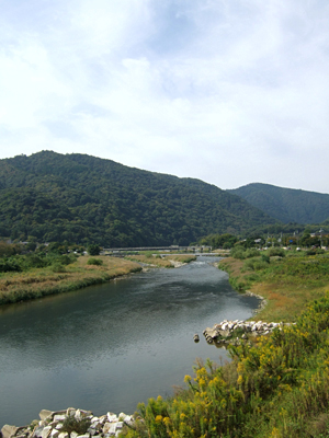 川の秋 壁の秋 京都嵯峨野スナップ_c0069903_6185020.jpg